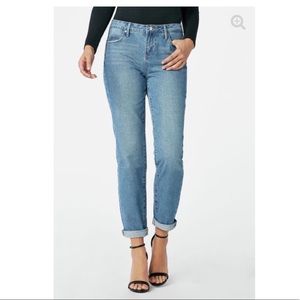 Justfab High waisted relaxed boyfriend jean